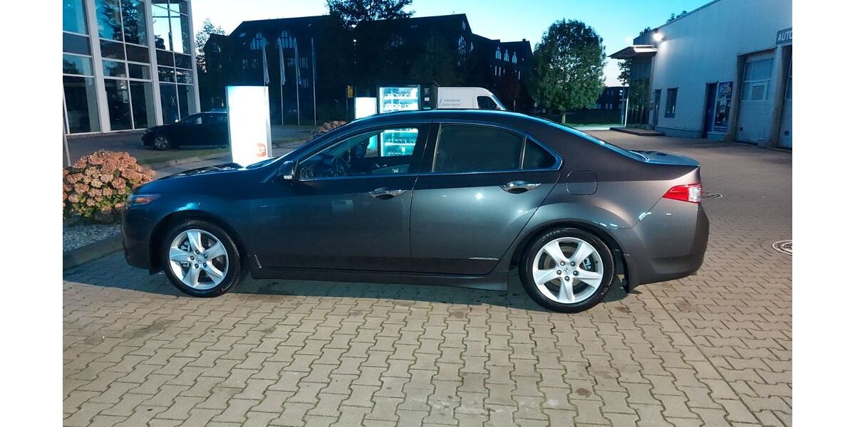 Honda Accord 211.000 km 11.700 € Kaarst 41564