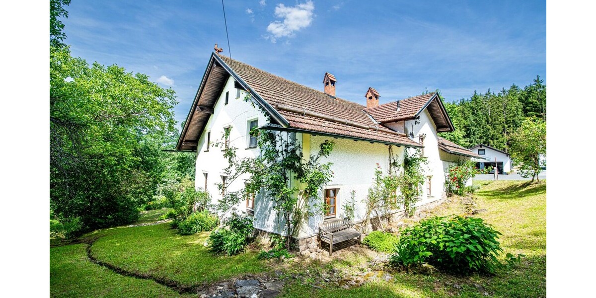 „Idyllisches Bauernhaus mit Teich & eigener Quelle – Ruhe, Natur und Geschichte vereint“ - Bauernhaus, Landhaus Weiding | Angebot:27091124