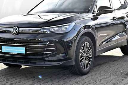 VW Tiguan 14.656 km 44.890 &euro; Bielefeld 33689