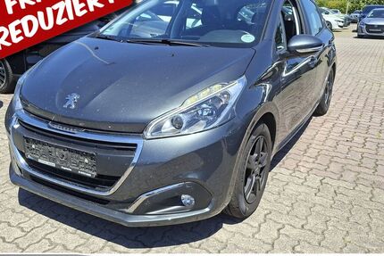 Peugeot 208 121.940 km 4.385 &euro; Achern 77855