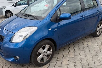 Toyota Yaris 211.475 km 2.199 &euro; Maxhütte -Haidhof 93142
