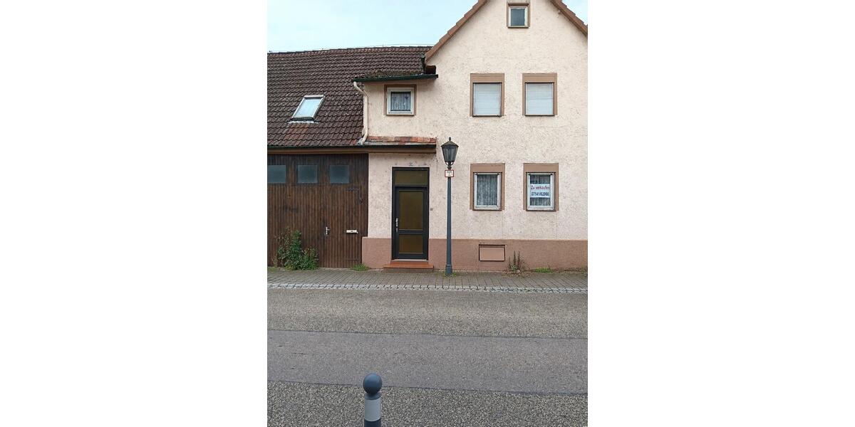 Reihenhaus Sachsenheim - 7 Zimmer, 200 m&sup2;, 160.000&euro; | Angebot:26845107