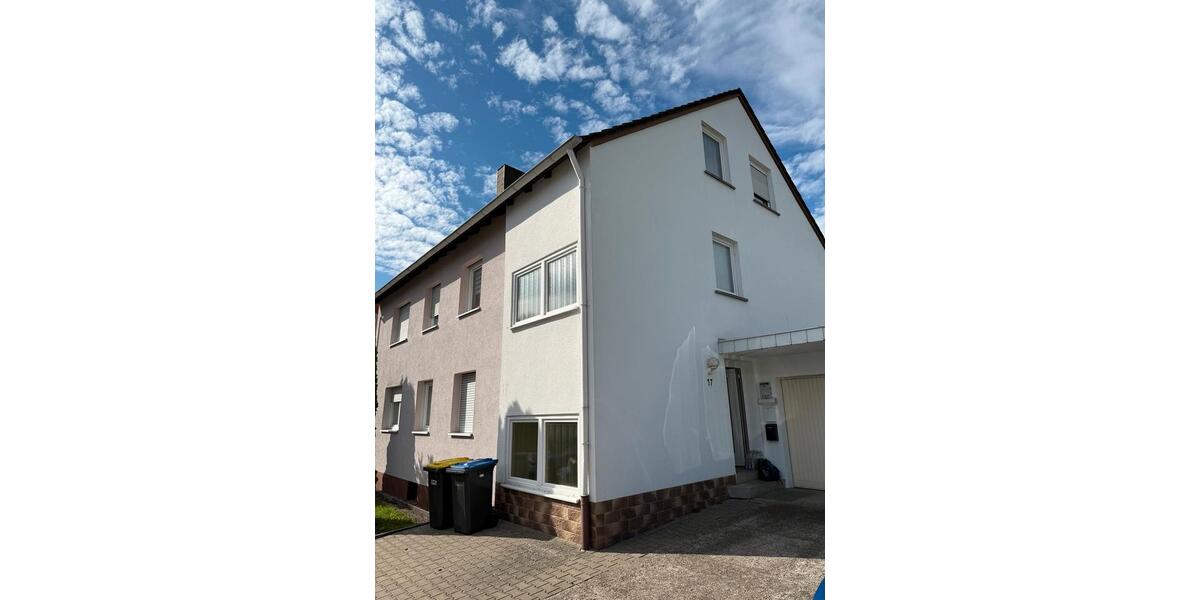 Dachgeschoßwohnung Neunkirchen - 2 Zimmer, 85 m&sup2;, 740&euro; | Angebot:26123033