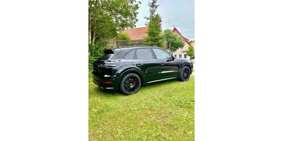 Porsche Cayenne 42.000 km 91.500 &euro; Engstingen 72829