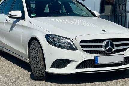 Mercedes-Benz C 180 135.719 km 15.400 &euro; Elgersburg 98716