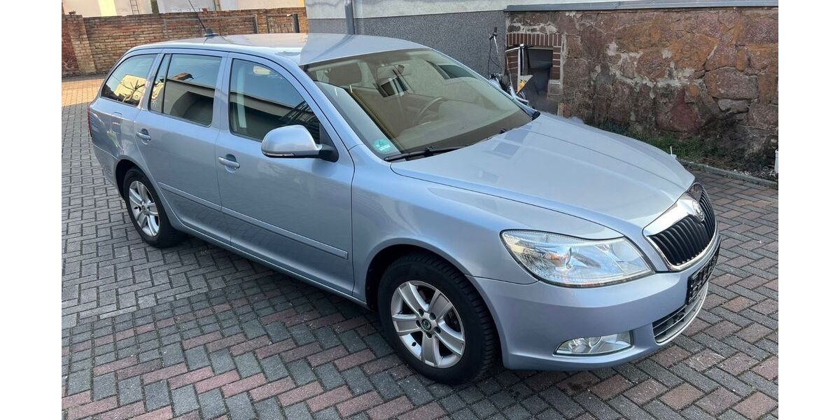 Skoda Octavia 129.700 km 6.390 &euro; Dresden 01139