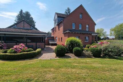 Haus Holzminden - 12 Zimmer, 320 m&sup2;, 2.000&euro; | Angebot:26037589
