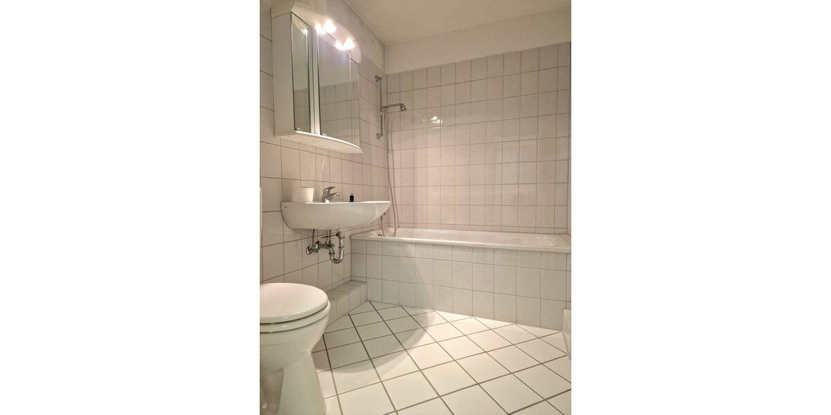 Etagenwohnung Reinbek - 4 Zimmer, 110 m&sup2;, 340.000&euro; | Angebot:26191046