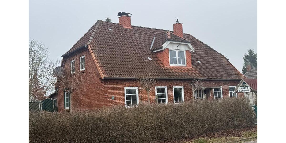 Einfamilienhaus Neubukow - 7 Zimmer, 215 m&sup2;, 229.000&euro; | Angebot:25636021