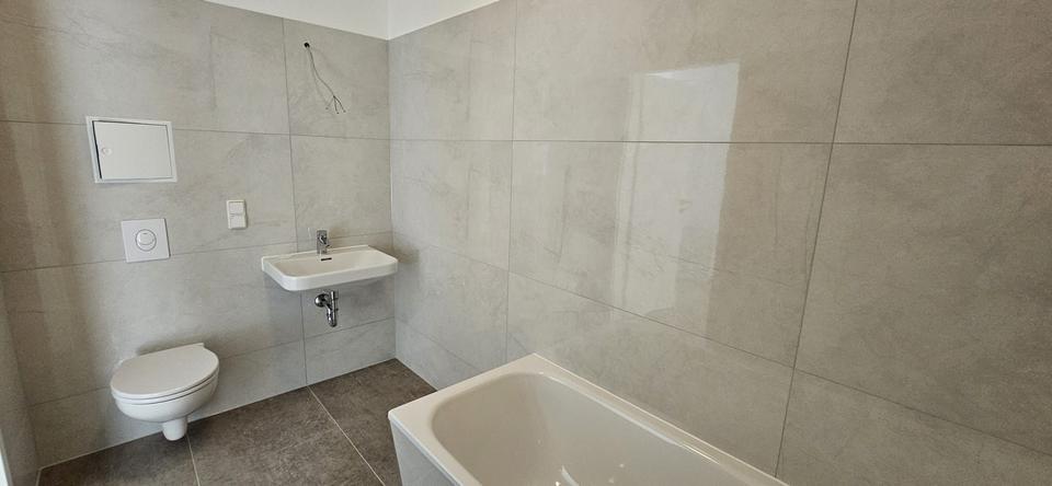 Etagenwohnung Oranienburg - 3 Zimmer, 88 m&sup2;, 1.496&euro; | Angebot:22930200