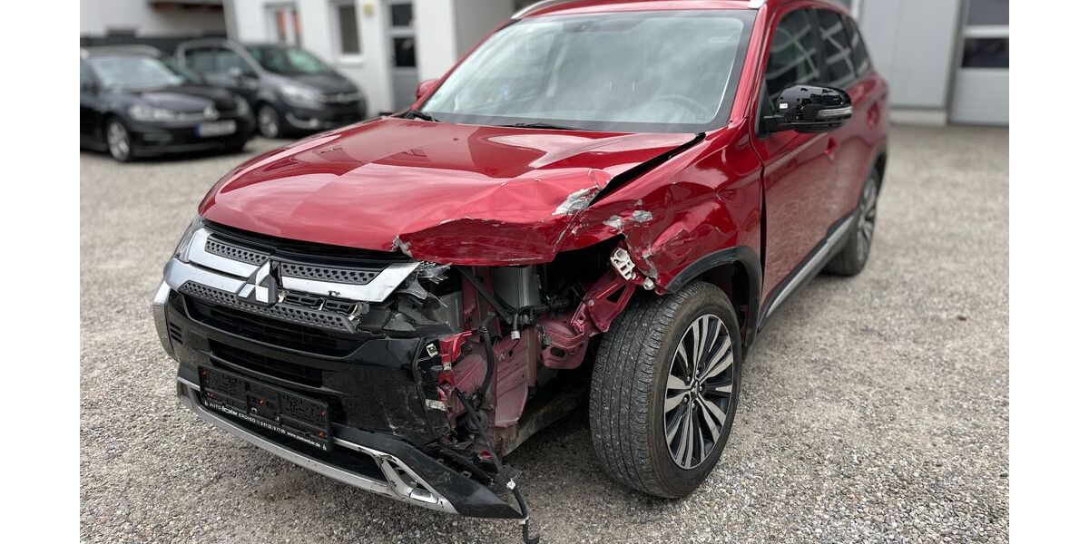 Mitsubishi Outlander 52.058 km 9.990 &euro; Forsting Pfaffing 83539