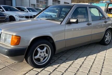 Mercedes 190