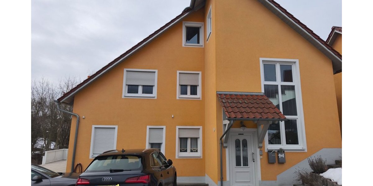 DG-Wohnung in guter Lage-WFL ca. 70 m² inkl. Kfz-Stellplatz unmöbliert langfristig zu vermieten - ab sofort. - Dachgeschoßwohnung Neunburg vorm Wald | Angebot:26934946