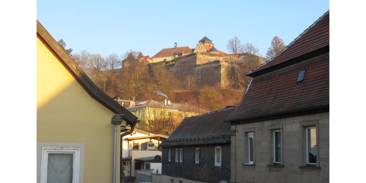 Etagenwohnung Kronach - 3 Zimmer, 73 m&sup2;, 680&euro; | Angebot:26269105