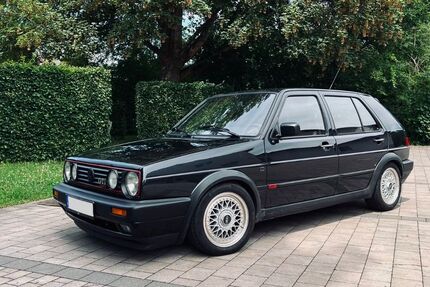 VW Golf 218.000 km 14.990 &euro; Hünfeld 36088