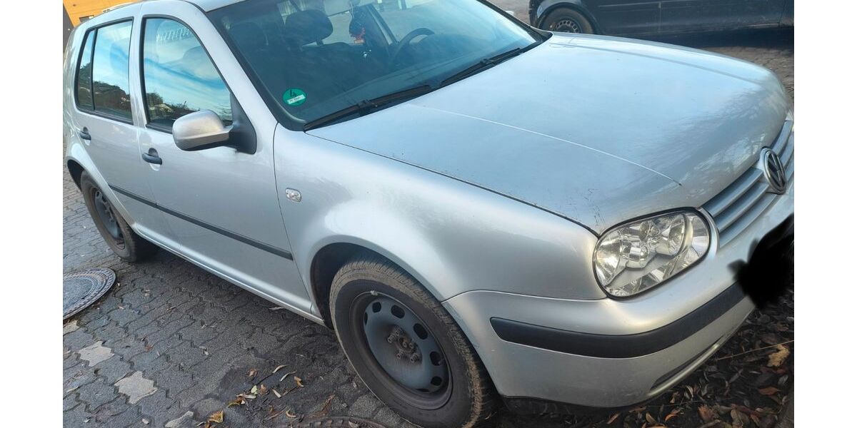 VW Golf 270.000 km 1.400 &euro; Mühlacker 75417