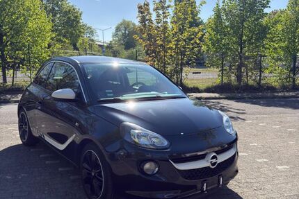 Opel Adam 118.000 km 5.299 &euro; Essen 45145