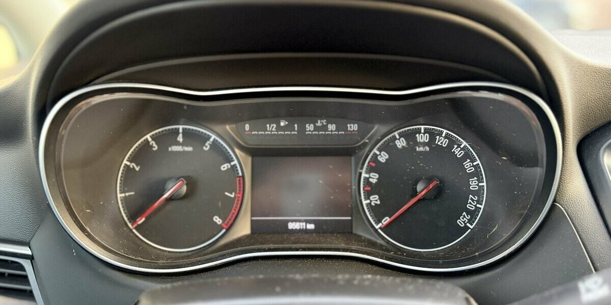 Opel Zafira Innovation / Automatik / Navi / 7 Sitze 95.000 km 17.900 &euro; Mönchengladbach 41066