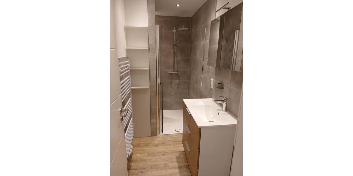 Etagenwohnung Westerstede - 3 Zimmer, 100 m&sup2;, 900&euro; | Angebot:24850246