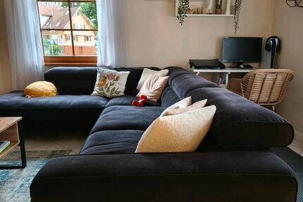 Helle Wohnung mit Balkon zimmer