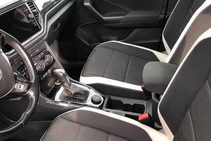 VW T-Roc 94.000 km 18.900 € Augsburg 86199