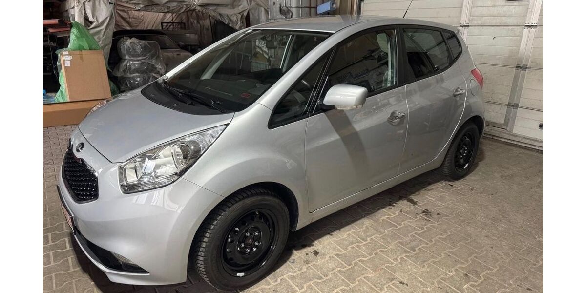 Kia Venga 11.556 km 13.000 &euro; München 81545