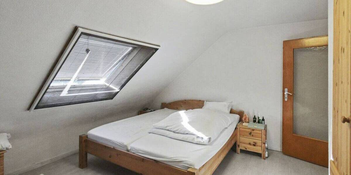 Mehrfamilienhaus, Wohnhaus Uhingen Baiereck - 6 Zimmer, 147 m&sup2;, 280.000&euro; | Angebot:26841689