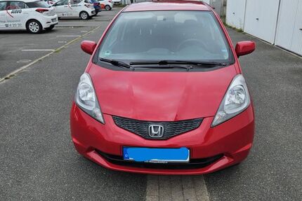 Honda Jazz 82.000 km 3.500 &euro; Bremerhaven 27568