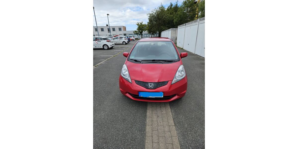 Honda Jazz 82.000 km 3.500 &euro; Bremerhaven 27568