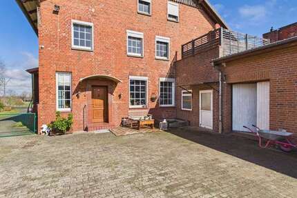 Haus Uelzen - 11 Zimmer, 250 m&sup2;, 272.000&euro; | Angebot:25976161