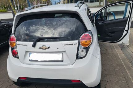 Chevrolet Spark 120.000 km 2.100 &euro; Düsseldorf 40476