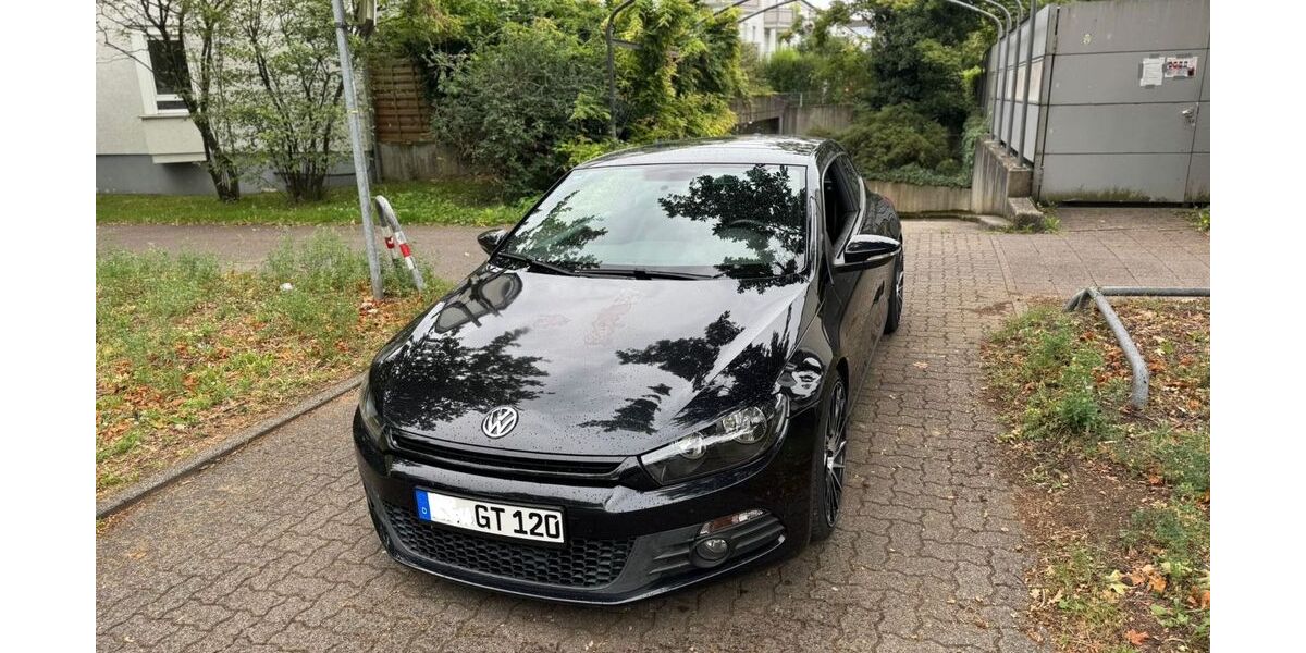 VW Scirocco 155.206 km 8.000 &euro; Karlsruhe 76135