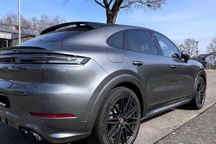 Porsche Cayenne 17.500 km 134.900 &euro; Xanten 46509