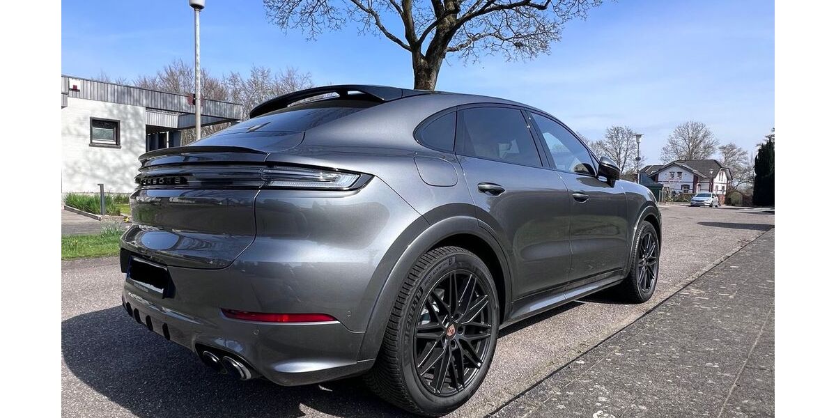 Porsche Cayenne 17.500 km 134.900 &euro; Xanten 46509