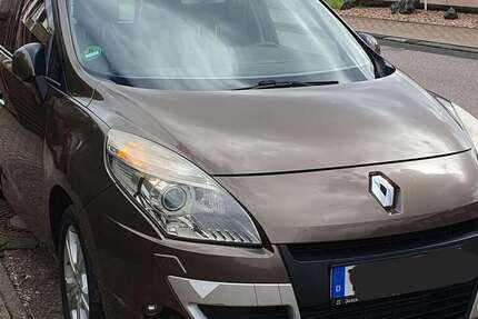 Renault Scenic 220.000 km 3.400 € Greimerath 54314