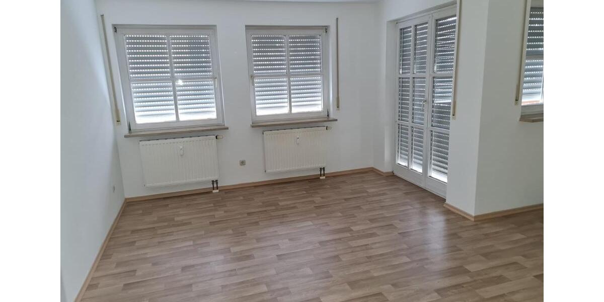Etagenwohnung Oberviechtach - 2 Zimmer, 60 m&sup2;, 500&euro; | Angebot:26153492