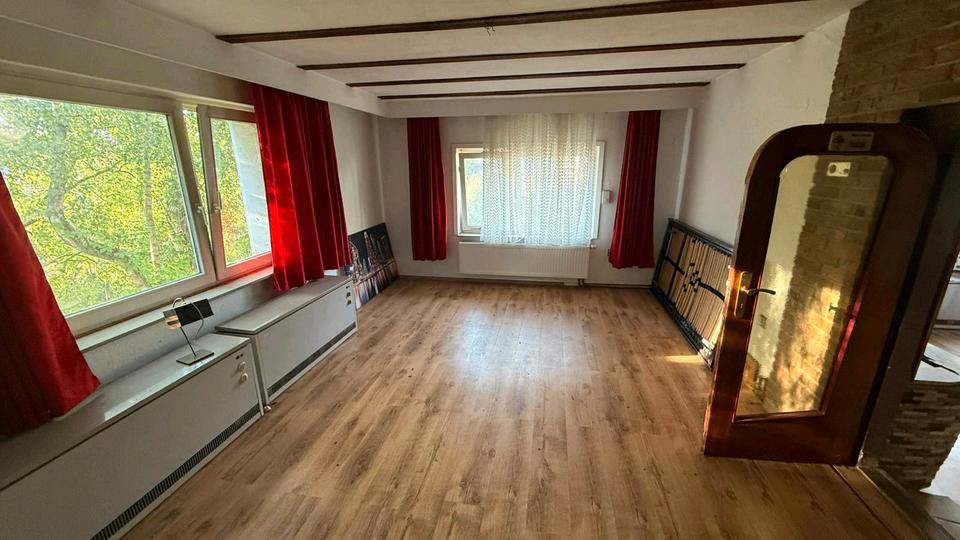 Etagenwohnung Kassel - 3 Zimmer, 80 m&sup2;, 1.090&euro; | Angebot:26686088