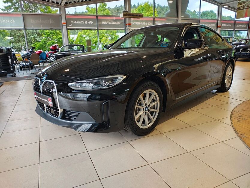 BMW i4 17.000 km 39.900 € Moosthenning 84164