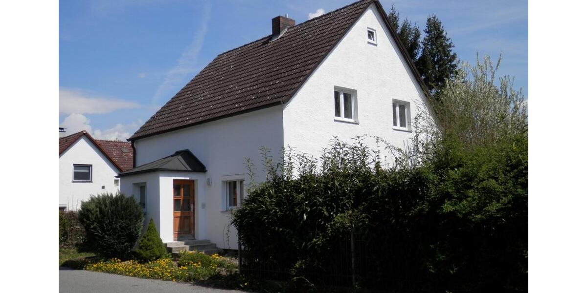 Einfamilienhaus Neuötting - 5 Zimmer, 105 m&sup2;, 1.200&euro; | Angebot:26408413