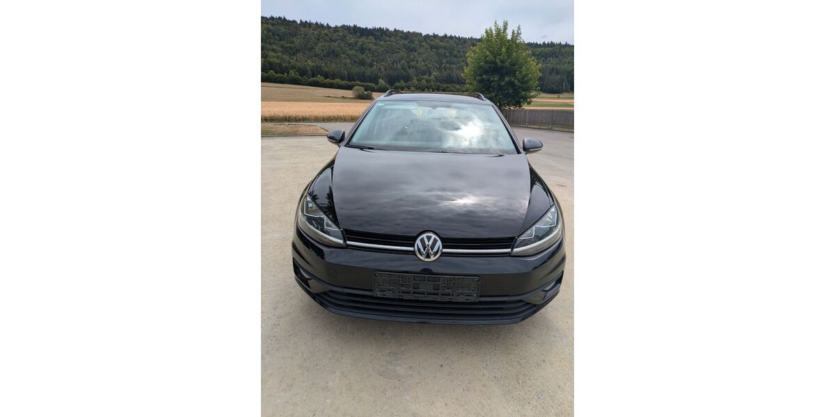 VW Golf 128.000 km 10.500 &euro; Rietheim-Weilheim 78604