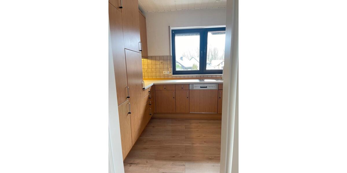 Etagenwohnung Landau in der Pfalz - 4.5 Zimmer, 114 m&sup2;, 1.270&euro; | Angebot:26570010