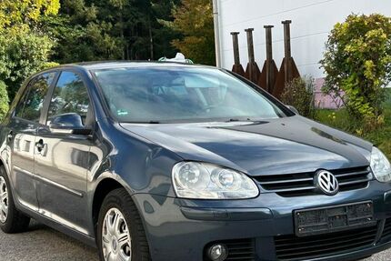 VW Golf 176.000 km 1.799 € Hohenbrunn 85662