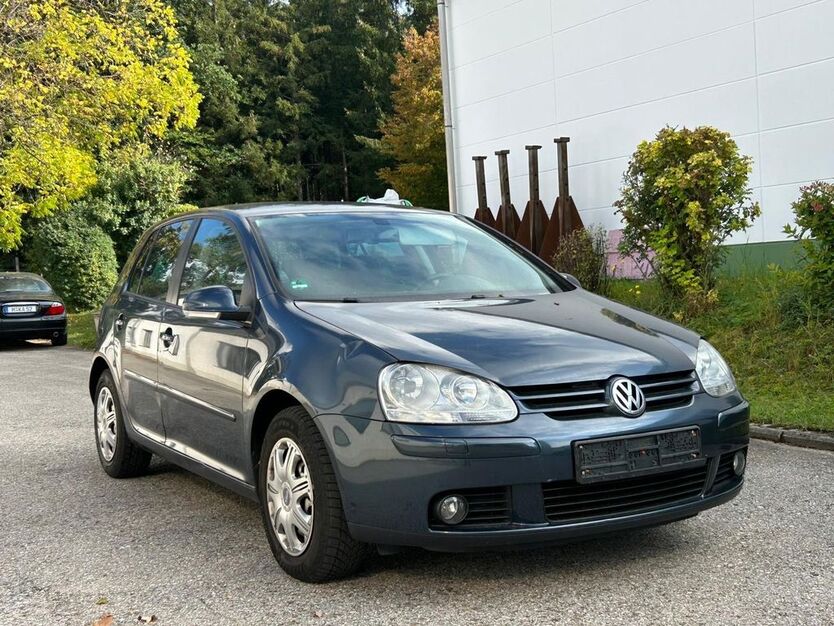 VW Golf 176.000 km 1.799 € Hohenbrunn 85662