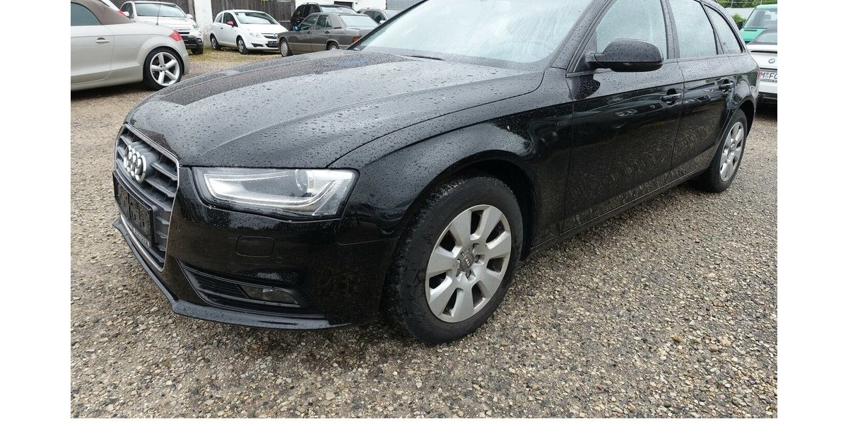 Audi A4 Attraction Autom. Navi PDC Bi-Xenon Sitzheizung 211.800 km 8.950 &euro; Neumarkt/OPf 92318