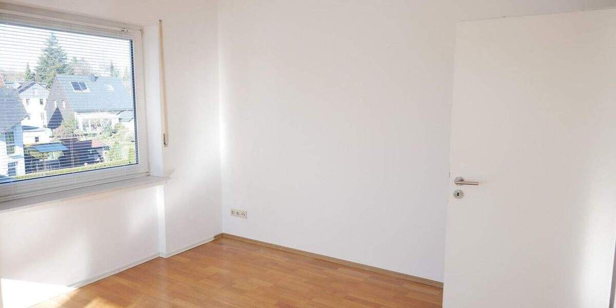 Etagenwohnung Brilon - 2 Zimmer, 64 m&sup2;, 165.000&euro; | Angebot:25683668