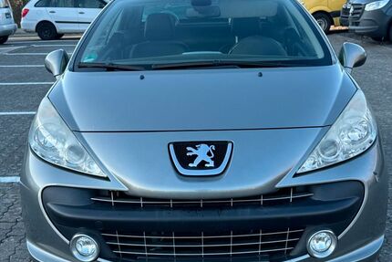 Peugeot 207 190.000 km 1.899 &euro; Jülich 52428