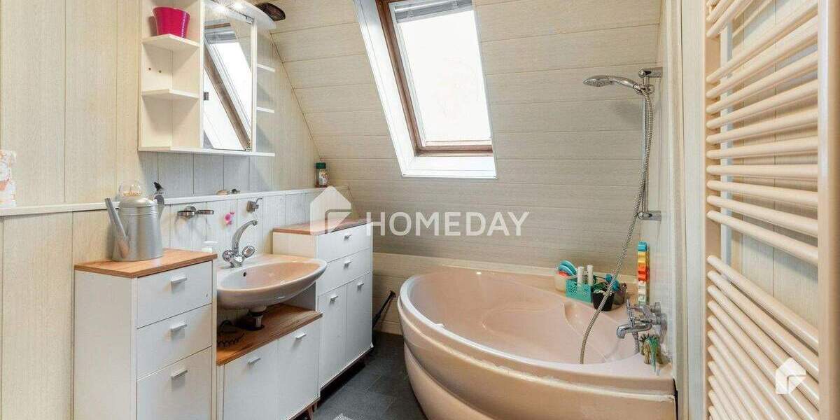 Doppelhaushälfte Leuna - 4 Zimmer, 110 m&sup2;, 179.000&euro; | Angebot:25738054