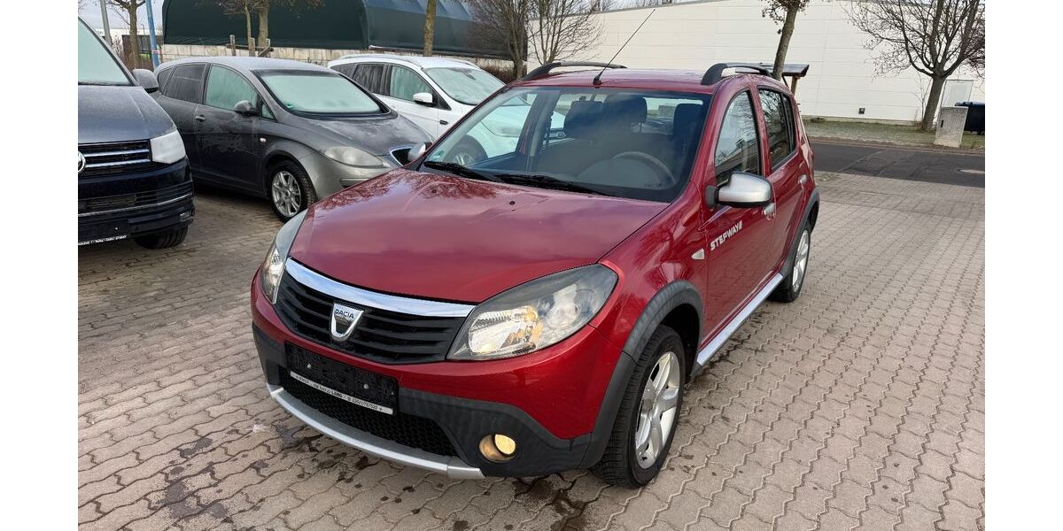 Dacia Sandero 69.500 km 4.999 &euro; Gotha 99867