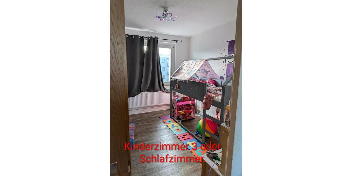 Etagenwohnung Eisenhüttenstadt - 4 Zimmer, 70 m&sup2;, 661&euro; | Angebot:26208801