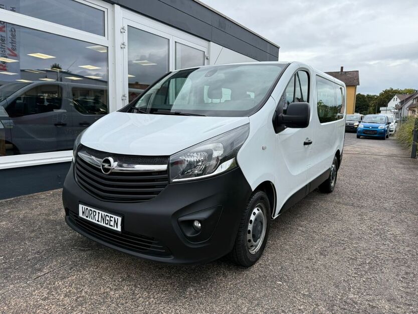 Opel Vivaro 159.962 km 10.990 € Fulda 36043